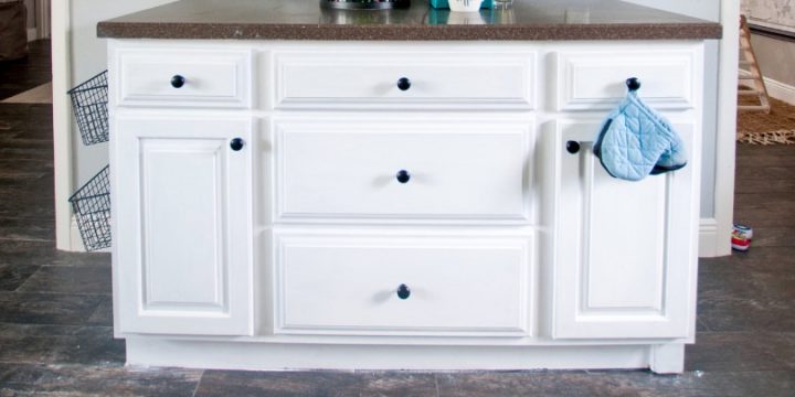 Easiest way to paint kitchen cabinets